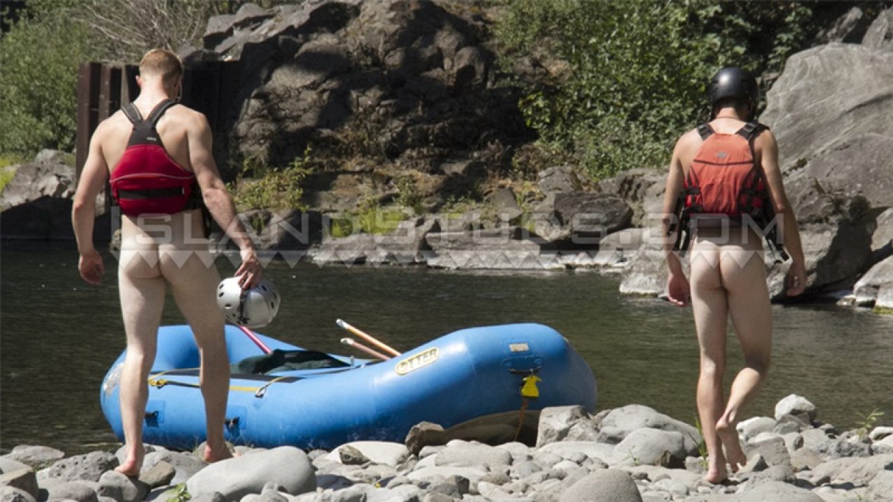 1280px x 720px - Island Studs roommates Chris Pryce and Chuck go nude white water ...