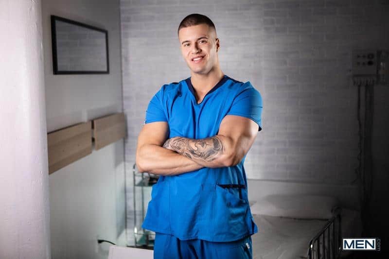 800px x 533px - Hot young hospital nurse Benjamin Blue bends to receive horny hunk Clark  Delgaty's massive thick dick â€“ Free Naked Gay Men Big Dicks